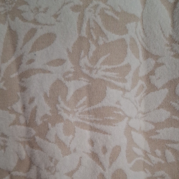 Bailey 44 Beige Floral Crew Neck Sweater - Picture 6 of 6